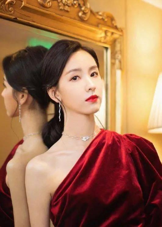 杨莹的最新爆料是什么,揭秘娱乐圈惊人内幕